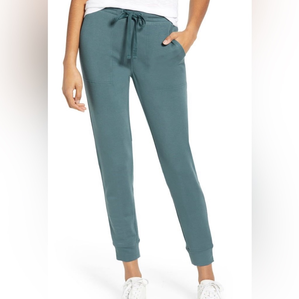 Lou & Grey Signaturesoft Plush Upstate Sweatpants